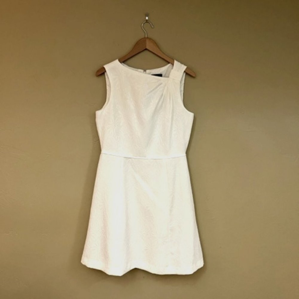 NWOT | Tahari | Sleeveless Diamond Jacquard Fit & Flare Dress | Ivory | Size 12